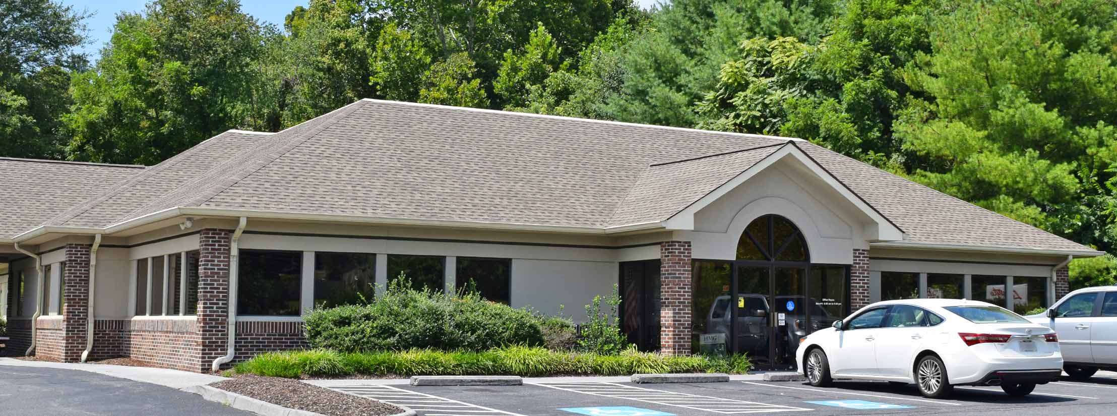 HMG Primary Care at Colonial Heights